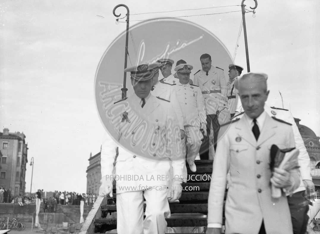 Franco en el Crucero Miguel de Cervantes