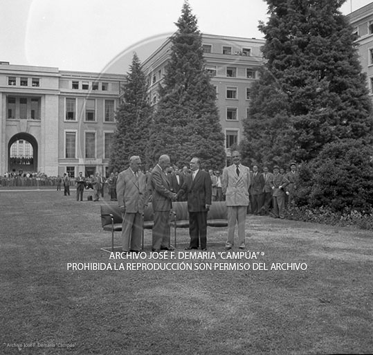 Reunion 4 Grandes en Ginebra