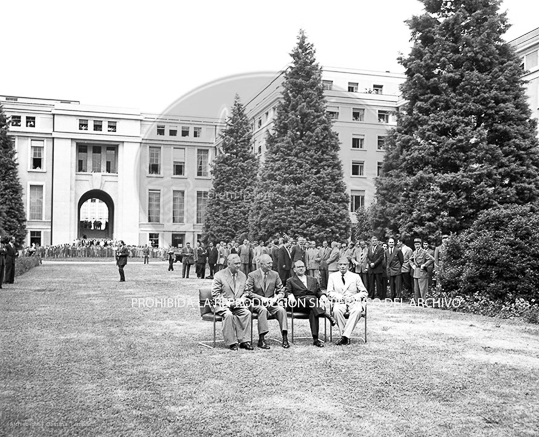 Reunion 4 Grandes en Ginebra