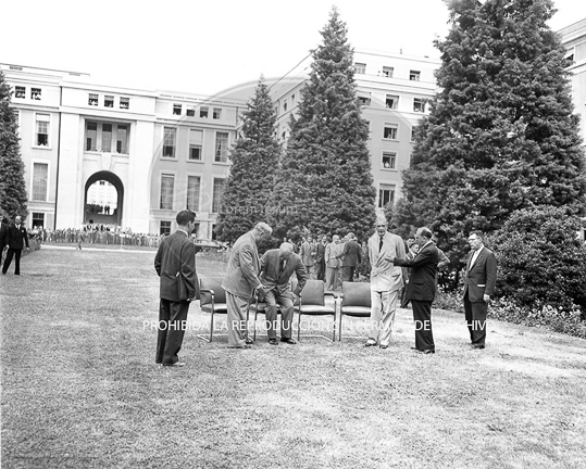 Reunion 4 Grandes en Ginebra