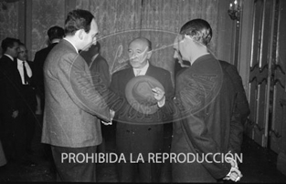 Entrega del Premio Planeta 1958 a Fernando Bermudez de Castro y Rebellón
