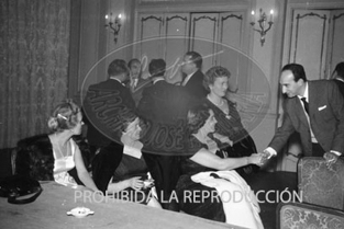 Entrega del Premio Planeta 1958 a Fernando Bermudez de Castro y Rebellón
