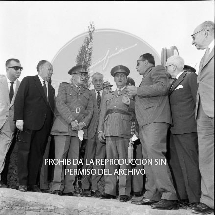 Franco visita las zonas inundadas de Barcelona