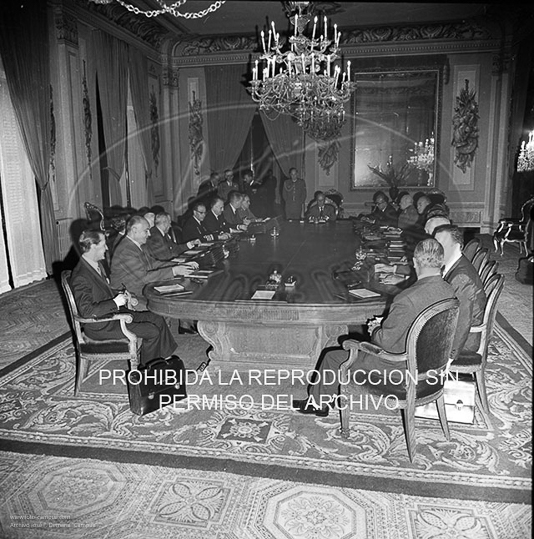 Consejo de ministros en el Palacio de Pedralbes.