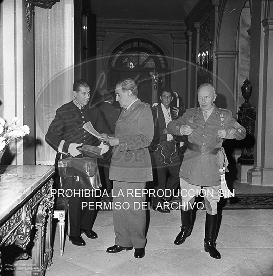 Consejo de ministros en el Palacio de Pedralbes.