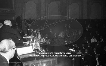 Carrero Blanco en Las Cortes