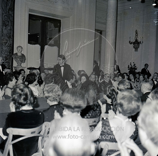 Desfile de modelos en la embajada de Italia de Madrid.