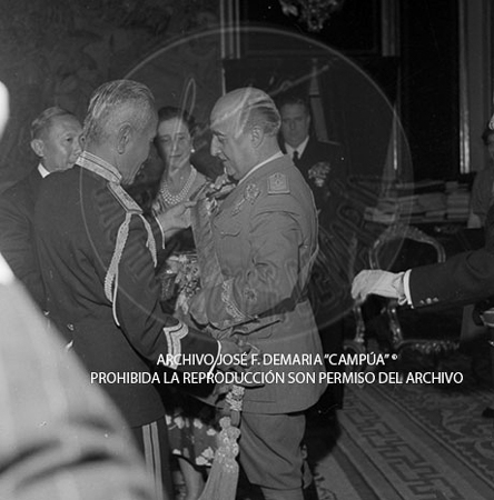 Primer Ministro  de Tailandia Mariscal Pibilsomggram