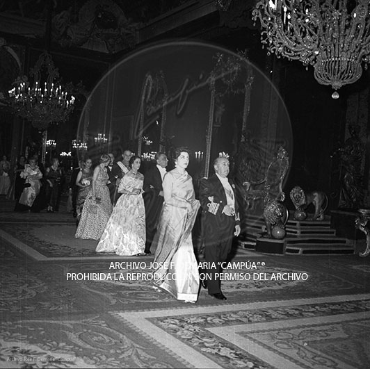 Visita de Iskander Mirza