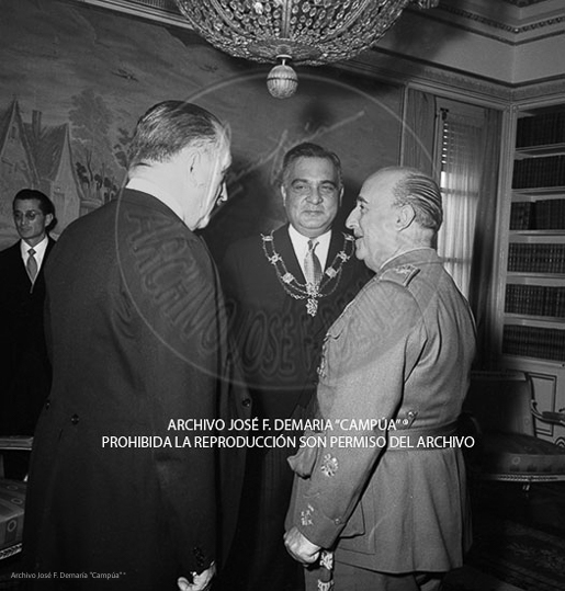 Visita de Iskander Mirza