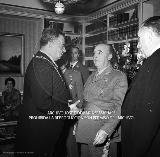 Visita de Iskander Mirza