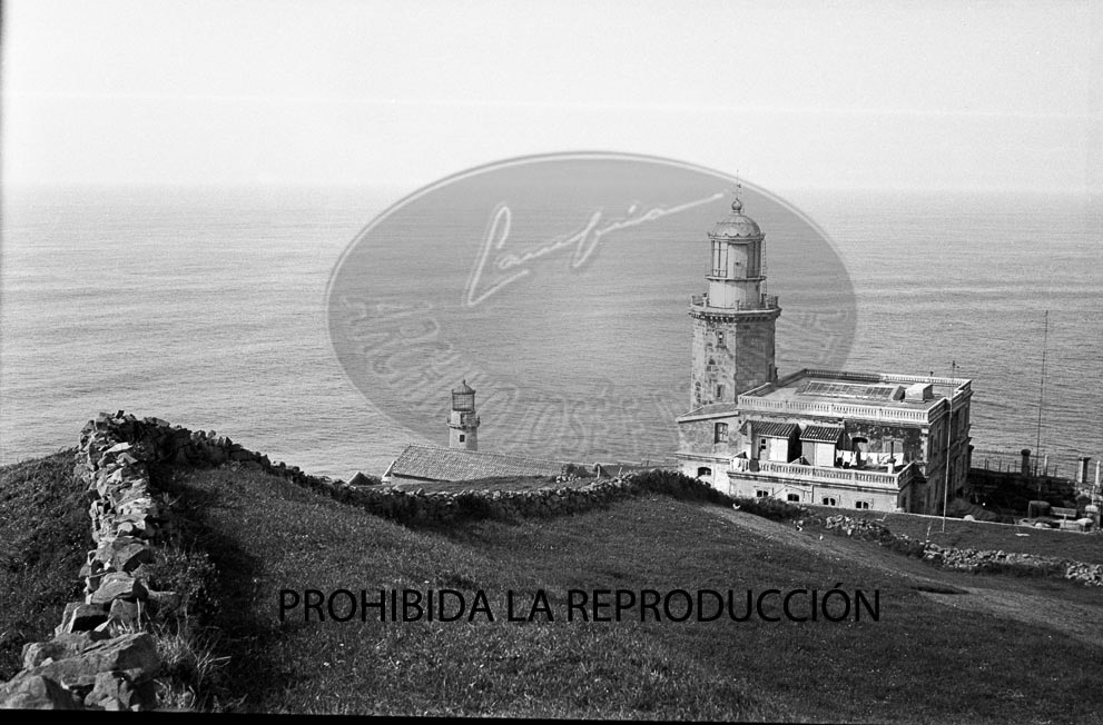 Defensas de artillería de costa del Cabo Machichaco de Santander