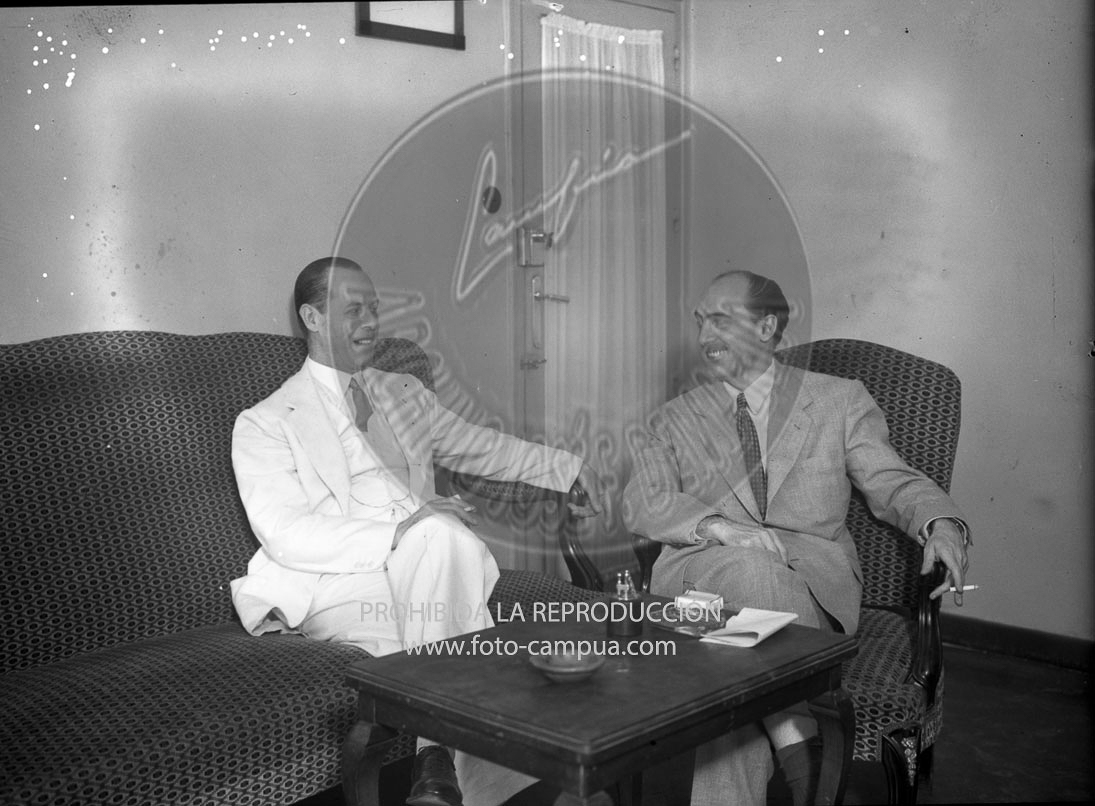 Dr. Radio visita el Informaciones