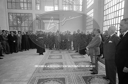 Franco en la facultad de farmaciia de la Universidad de Barcelona.