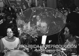Entrega de placas a los 